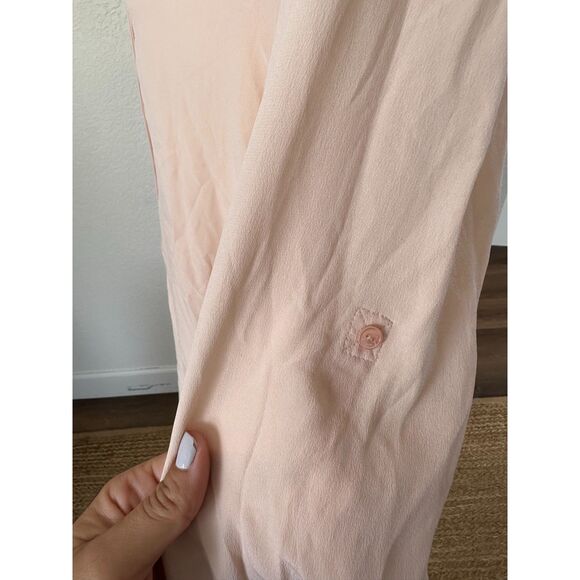 Vince Silk Light Pink Button Down V Neck Long Sleeve Top Size XS - Picture 5 of 8